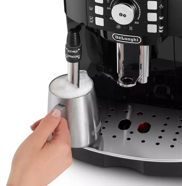DeLonghi Magnifica S